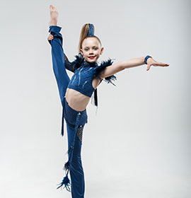 Performance collective (5-7 yo) + 1 additional class